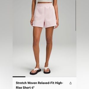 Lulu woven relaxed fit short 4’’